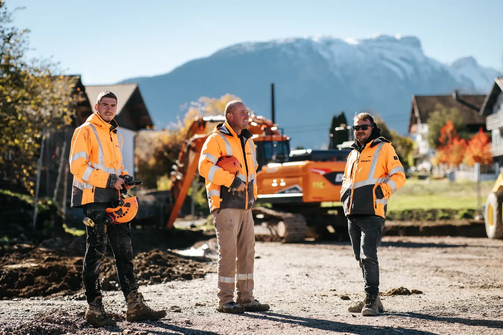 L'équipe de collaborateurs Missillier TP réunie sur un chantier