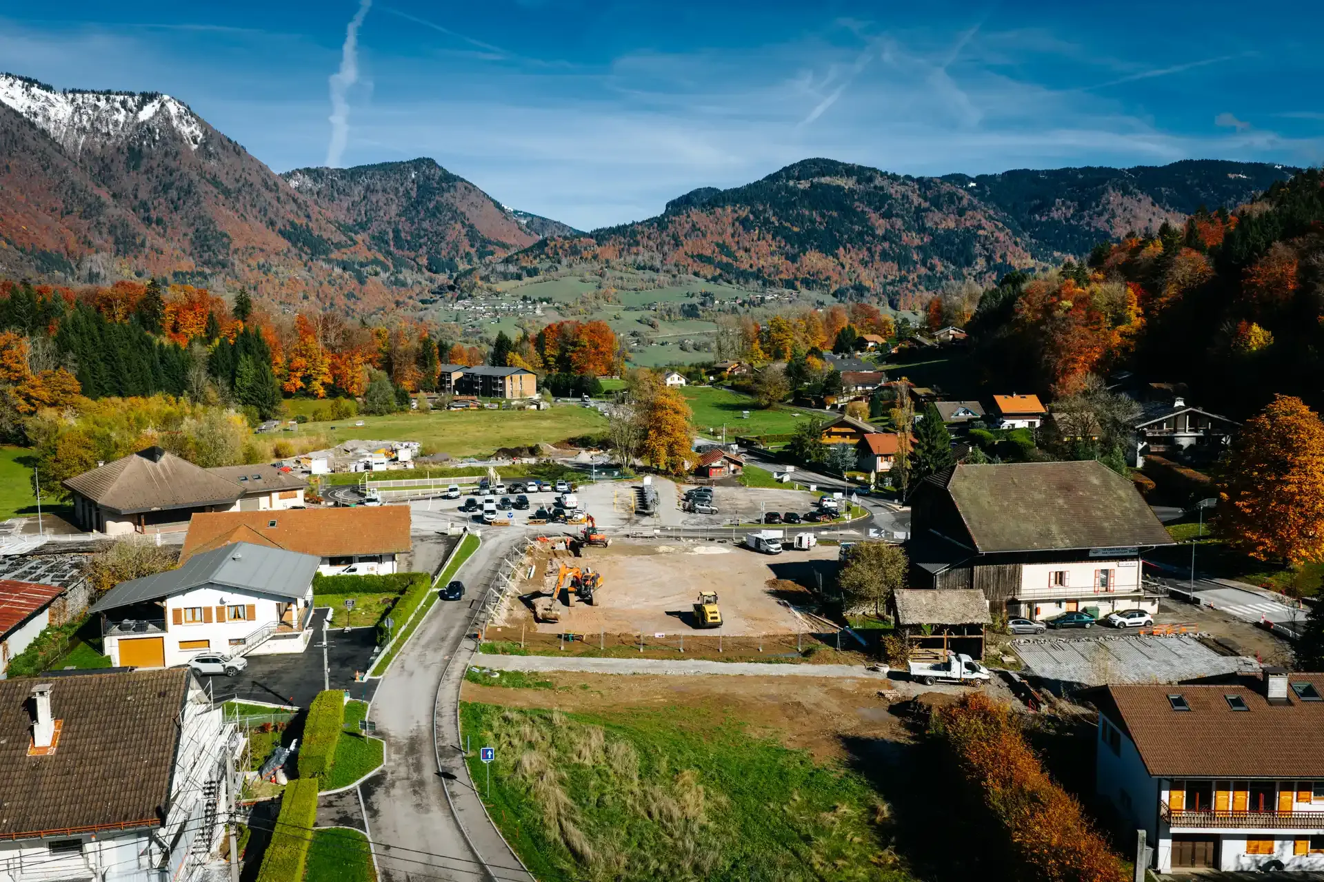 Chantier de terrassement Missillier TP vu du ciel dans la Vallée de l'Arve